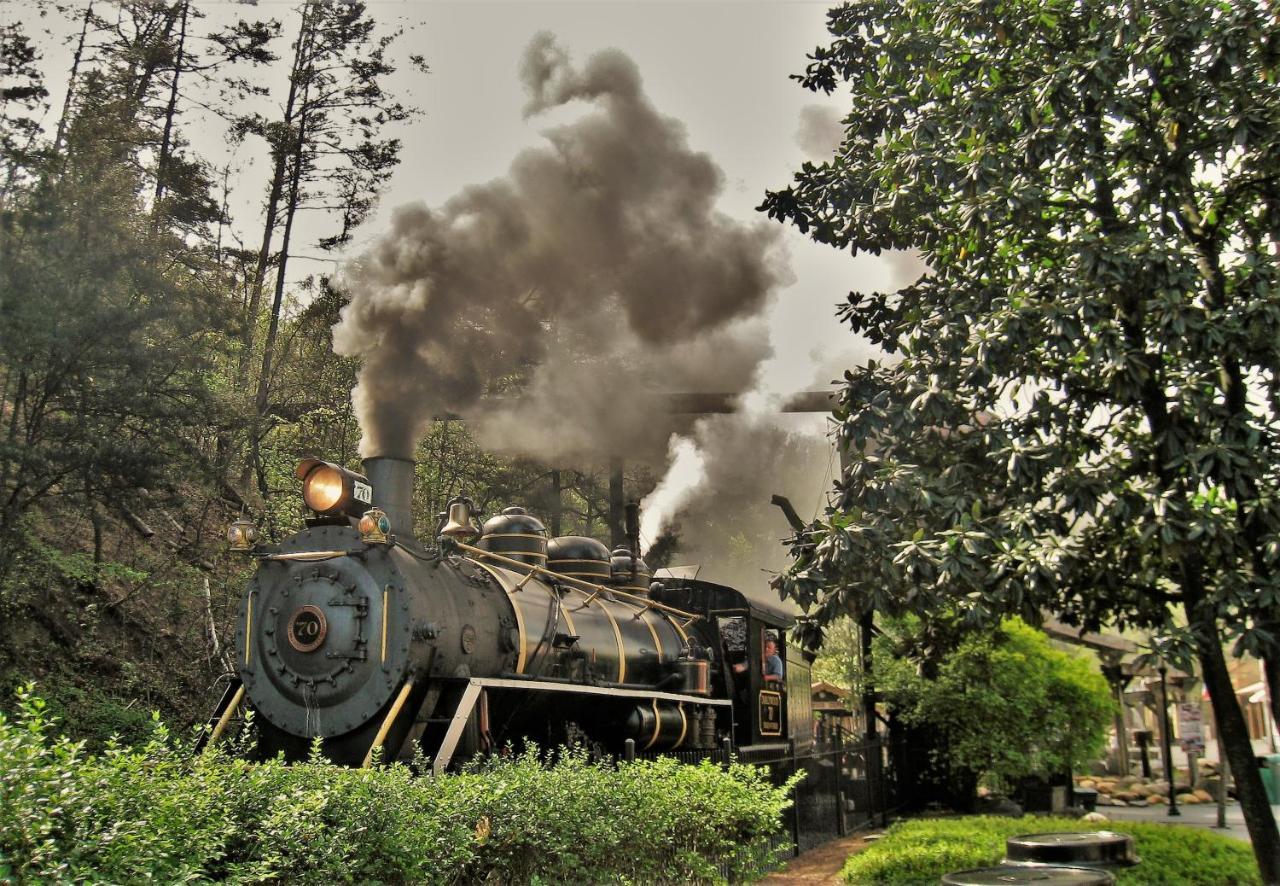 Apple Valley Hideaway, 1089 Of Free Attraction Tickets For Each Paid Day, Dollywood And More! بيدجن فورج المظهر الخارجي الصورة